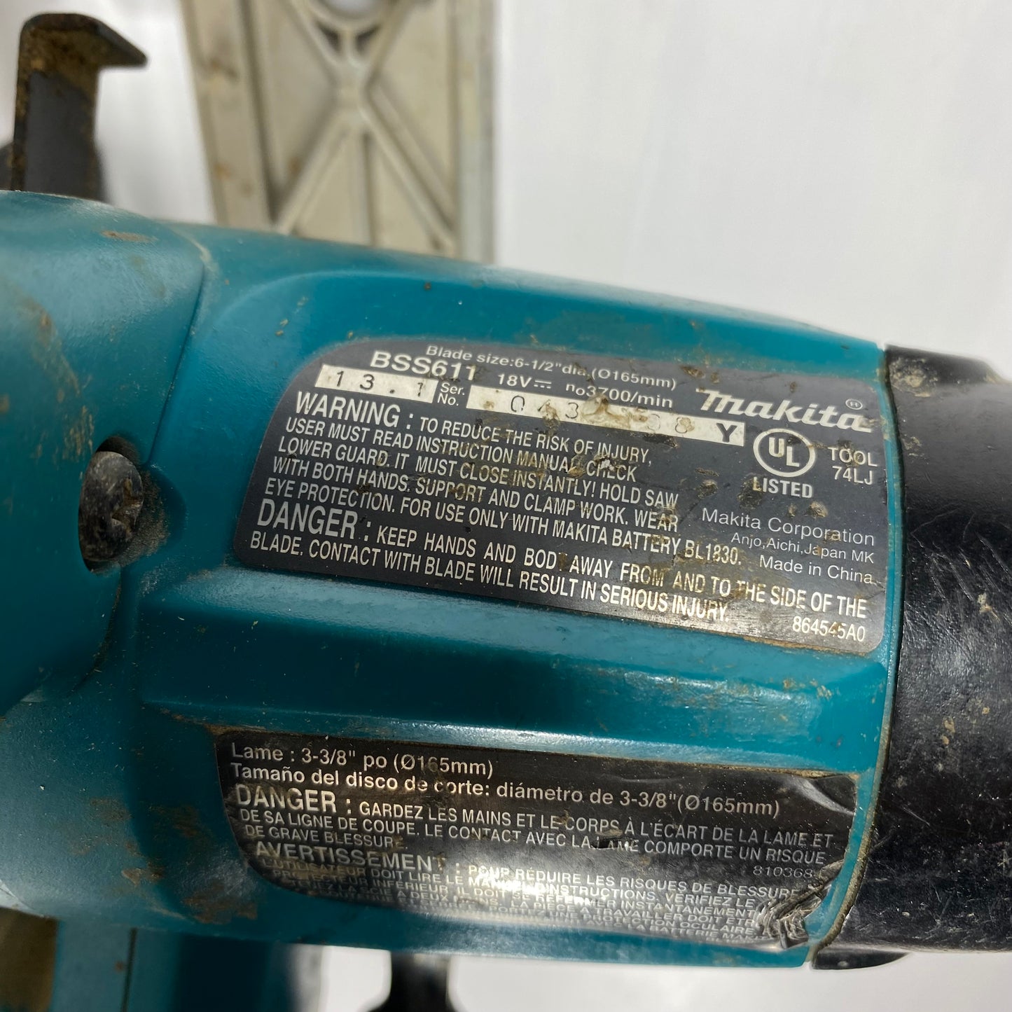 Makita BSS611 18V 3700 RPM 6 1/2" Cordless Circular Saw Tool Only