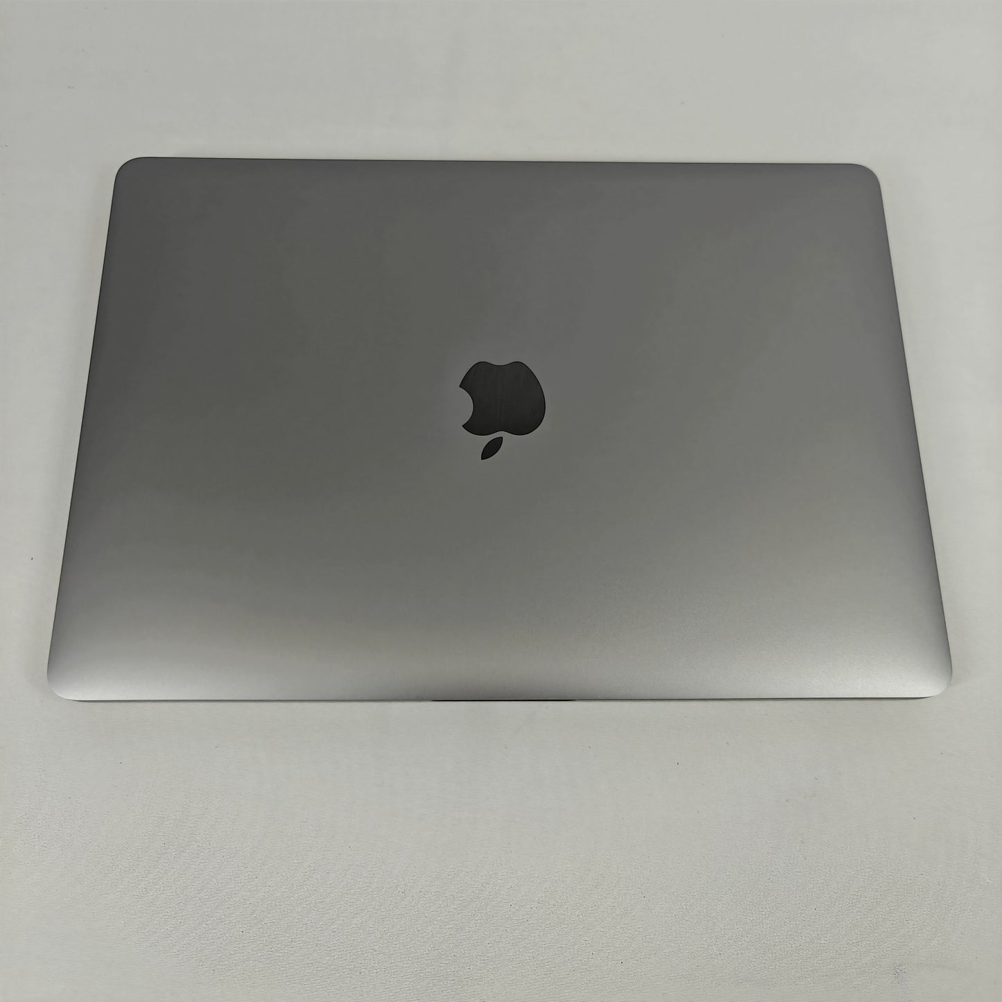 2022 Apple MacBook Pro 13.3" M2 10C GPU 3.5GHz 8GB RAM 256GB SSD MNEH3LL/A
