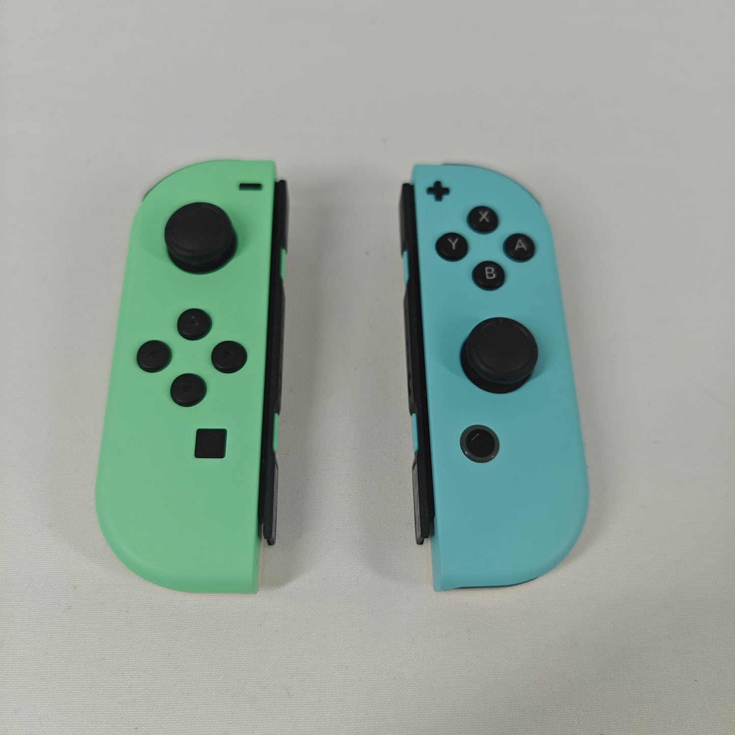 Nintendo Switch v2 Video Game Console HAC-001(-01)  Animal Crossing Edition