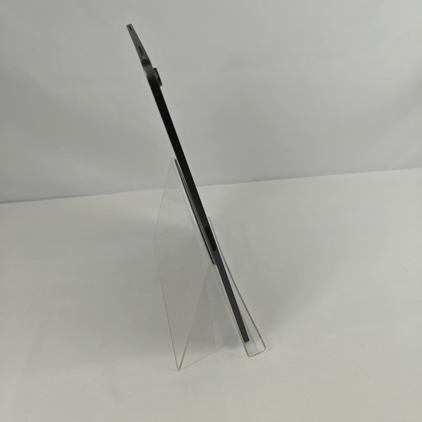 WiFi Only Apple iPad Pro 12.9" 3rd Gen 64GB Space gray MTEL2LL/A
