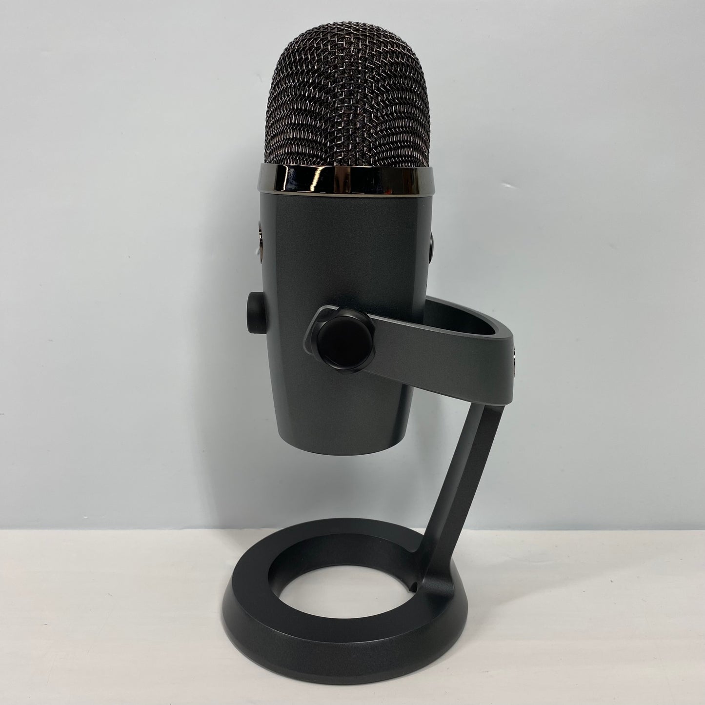 Blue Yeti Nano 20 Hz - 20 kHz Multi-Pattern USB Microphone A00136