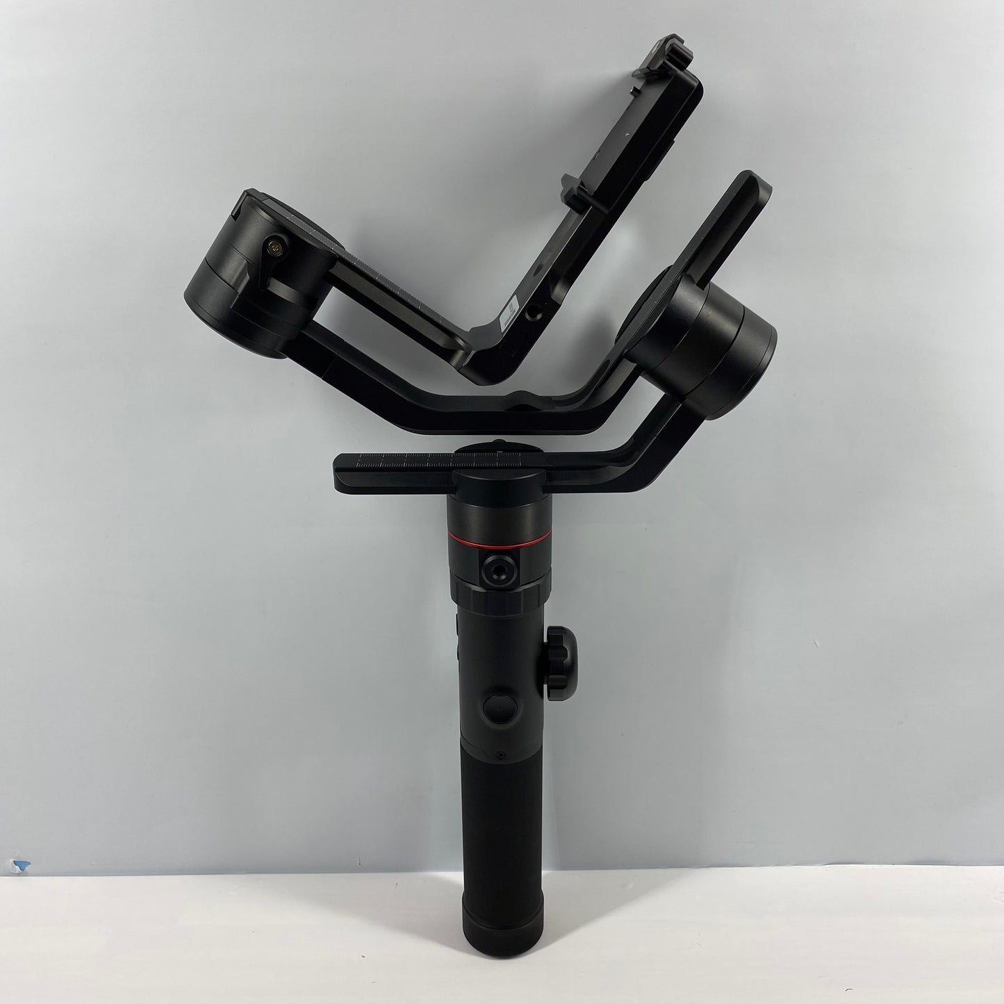 FeiyuTech AK4000 3-Axis Handheld Gimbal Stabilizer for DSLR Cameras