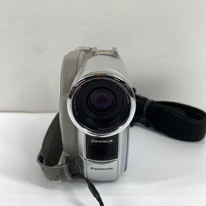Panasonic VDR-M63PP 24x Zoom DVD Camcorder