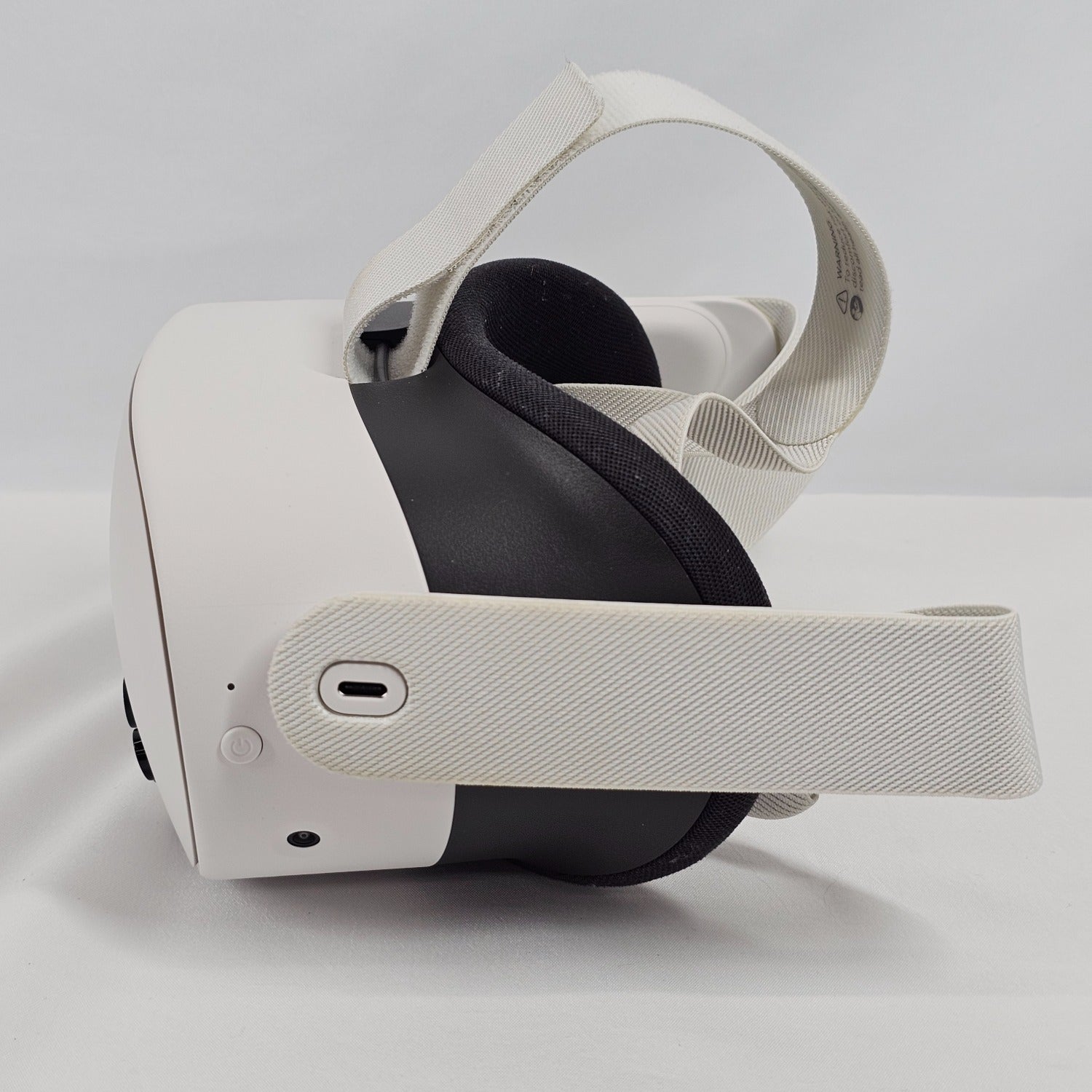 その他  Quest 1 Meta Oculus Quest 1 Virtual Reality Headset with Controllers