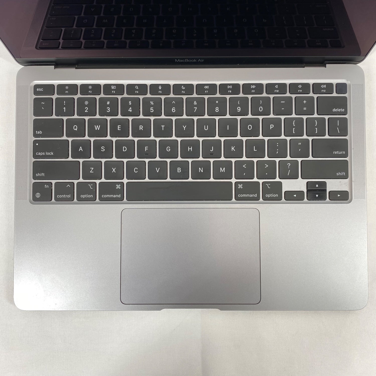 2020 Apple MacBook Air 13.3