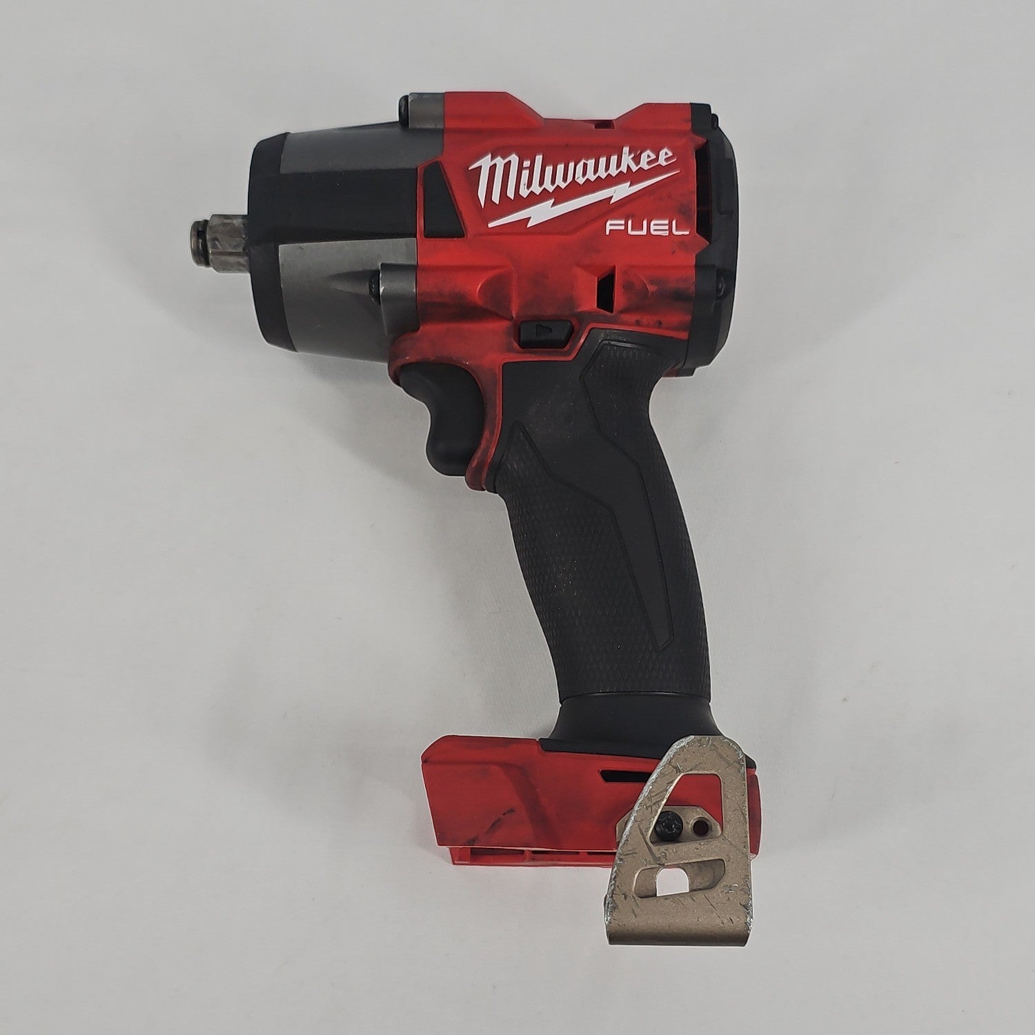 PayMore Malvern Milwaukee 2962-20 M18 18V 1/2" Friction Ring Mid-Torque Impact Wrench Tool Only