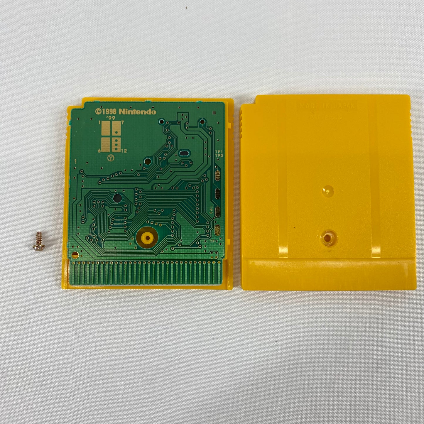 Pokemon Yellow Special Pikachu Edition (Nintendo GameBoy, 1999) Cartridge Only