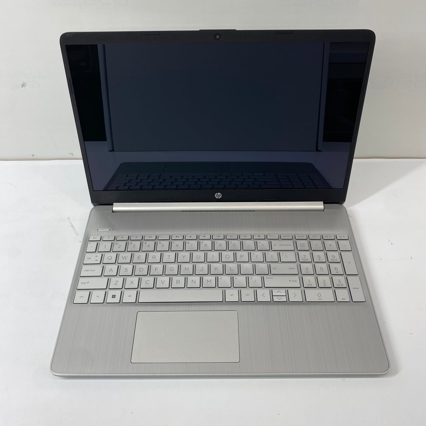 HP Laptop 15-d72046nr 15.6" i3-1115G4 3.0GHz 8GB RAM 256GB SSD Intel UHD