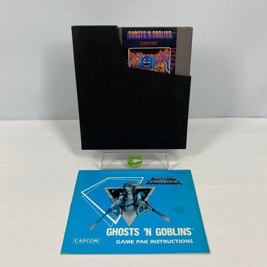 Ghosts 'n Goblins (Nintendo NES, 1986) Cartridge with Manual