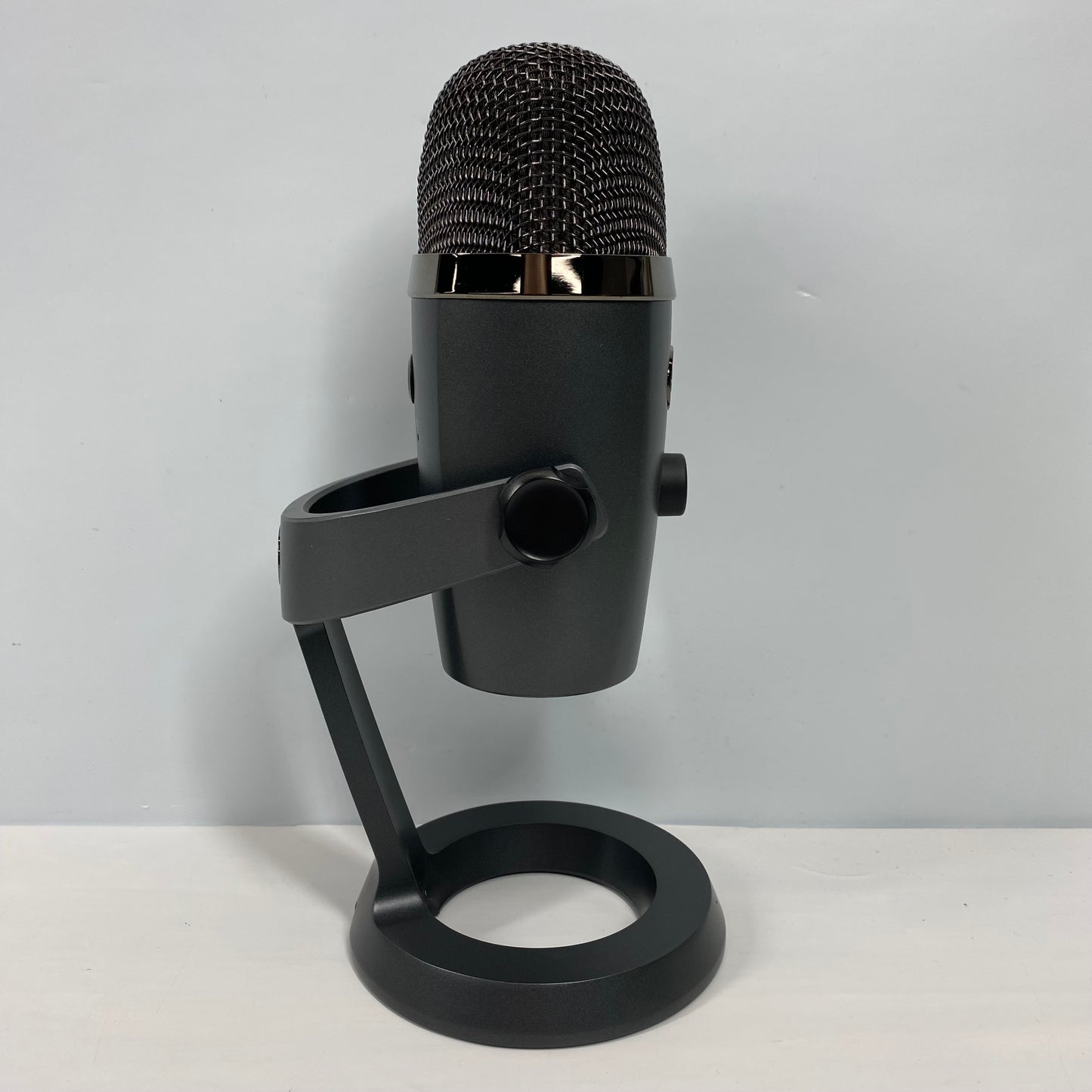 Blue Yeti Nano 20 Hz - 20 kHz Multi-Pattern USB Microphone A00136