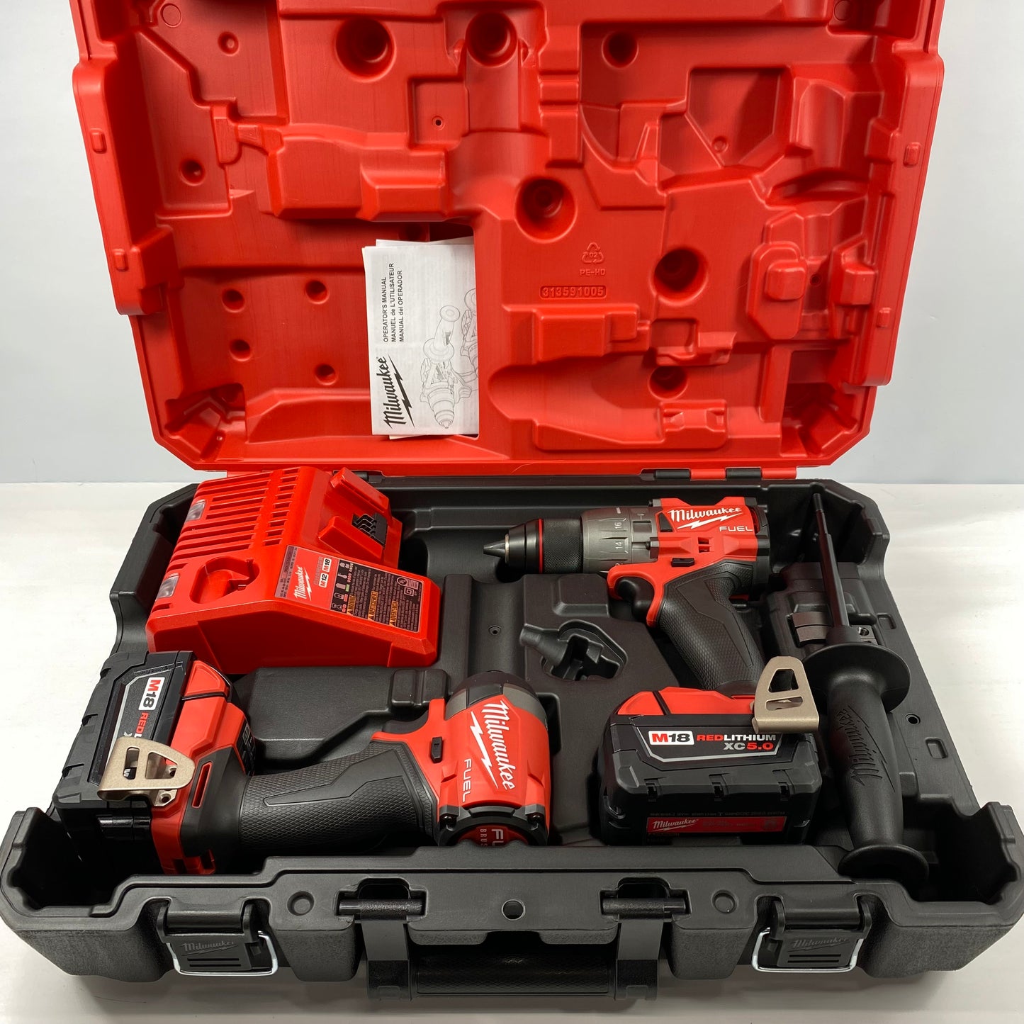 Milwaukee 3697-22 M18 18V 2-Tool Combo Kit