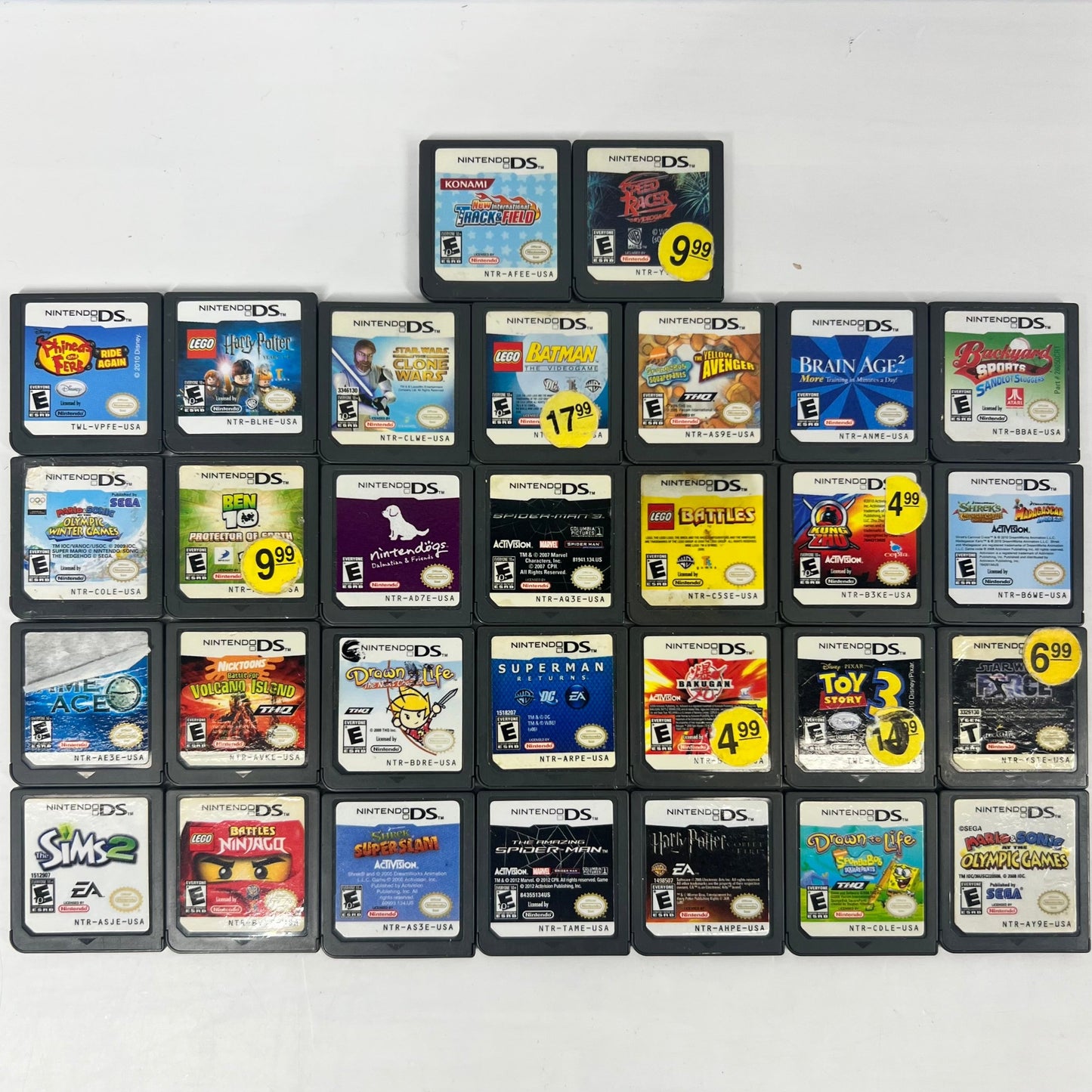 Lot of 80 Nintendo Handheld Games Crazy Taxi, Tony Hawk, Ben 10, Sims 2