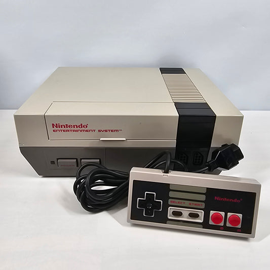 Nintendo Entertainment System NES Video Game Console NES-001 Gray