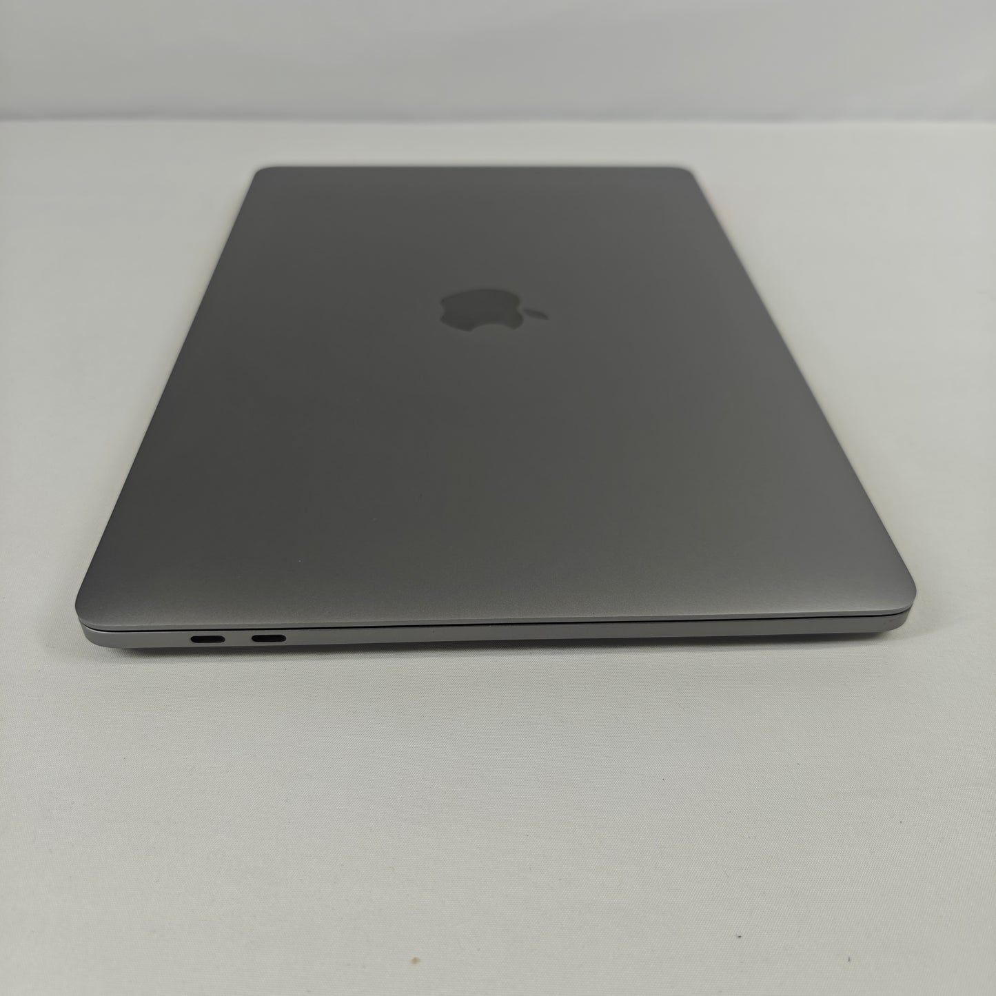 2022 Apple MacBook Pro 13.3" M2 10C GPU 3.5GHz 8GB RAM 256GB SSD MNEH3LL/A
