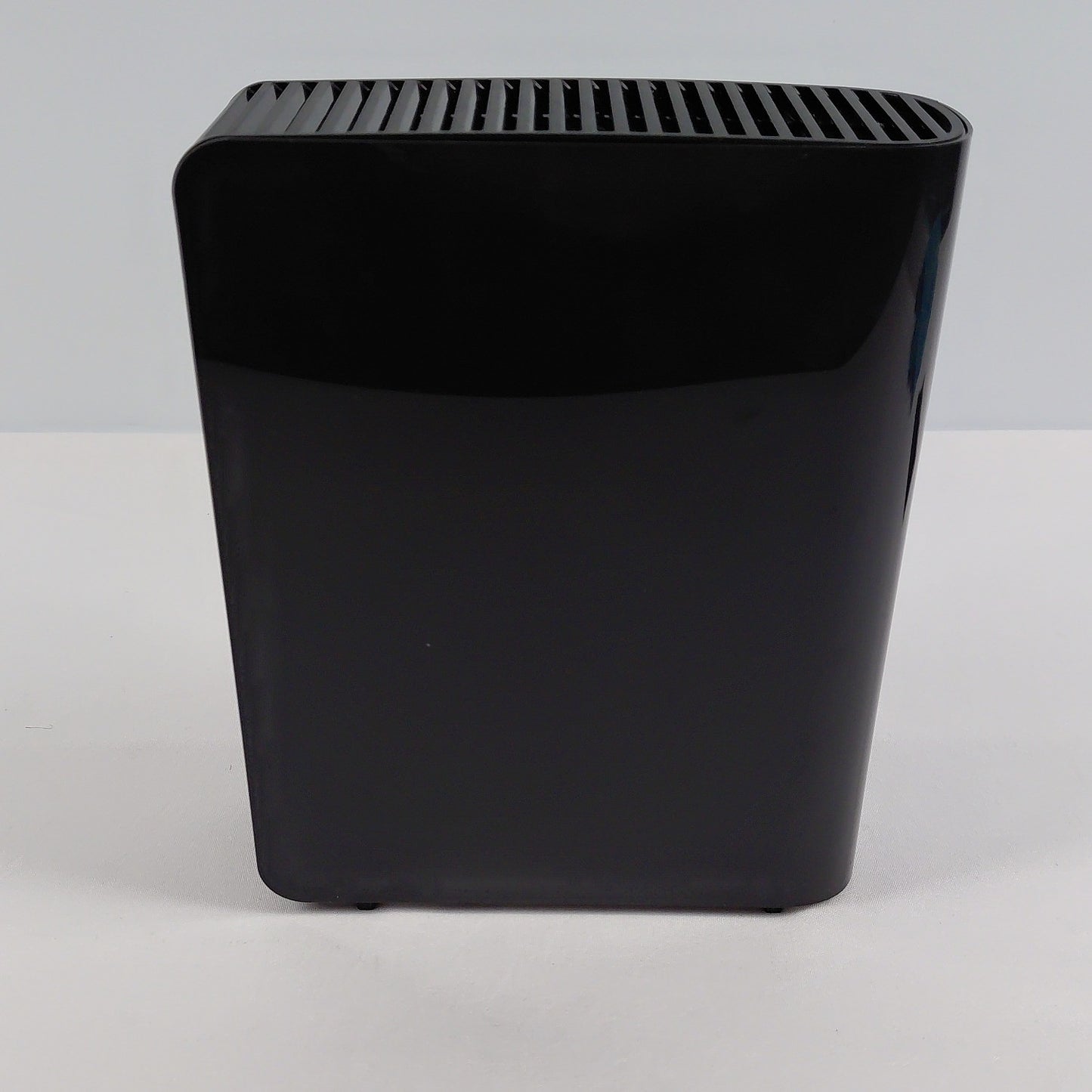 Western Digital WD External WD Elements 4TB USB-B to USB-A HDD WDBWLG0040HBK-XB