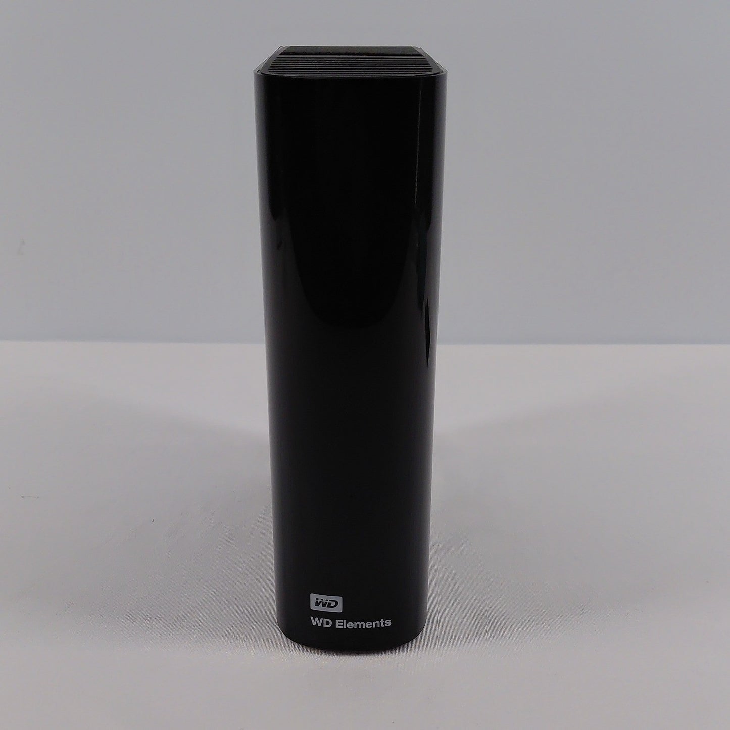 Western Digital WD External WD Elements 4TB USB-B to USB-A HDD WDBWLG0040HBK-XB